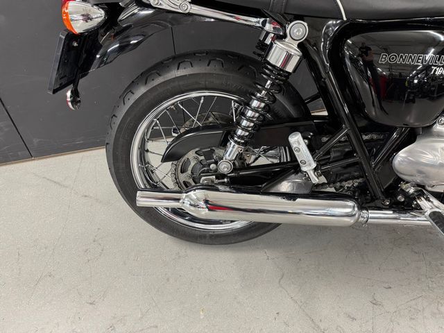 triumph - bonneville-t-100