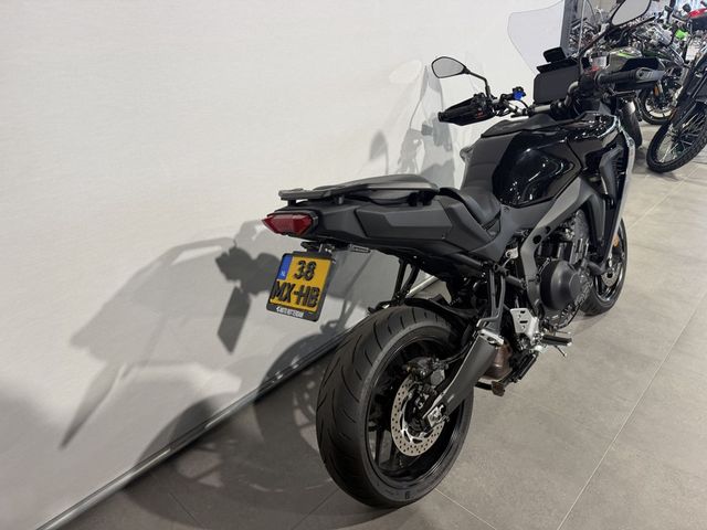 yamaha - tracer-9