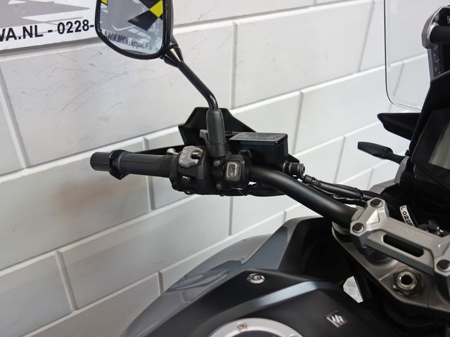 suzuki - v-strom-1050