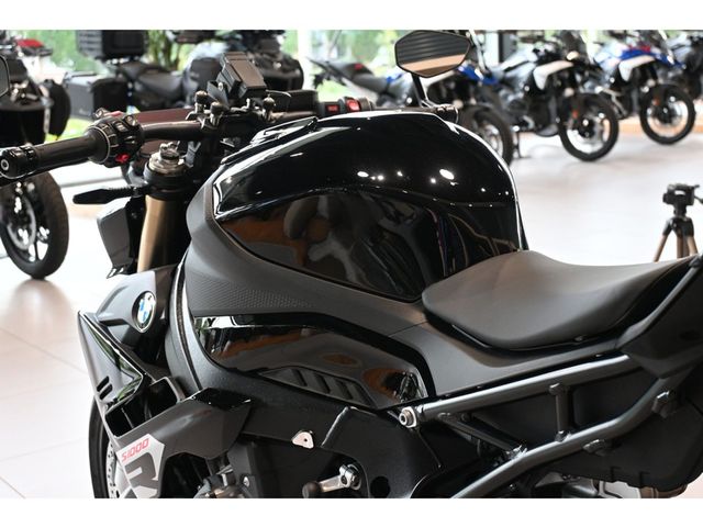 bmw - s-1000-r