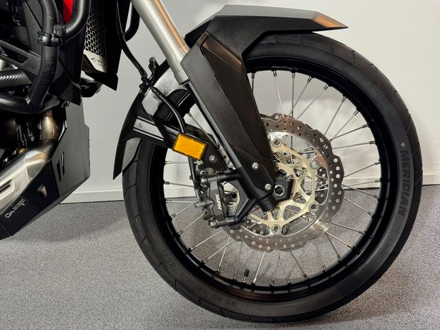 honda - crf-1100-l-africa-twin-dct