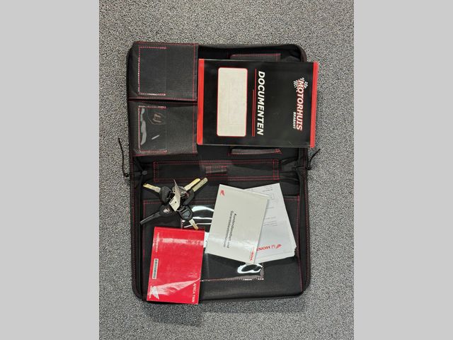 honda - crf-1100-l-africa-twin-dct