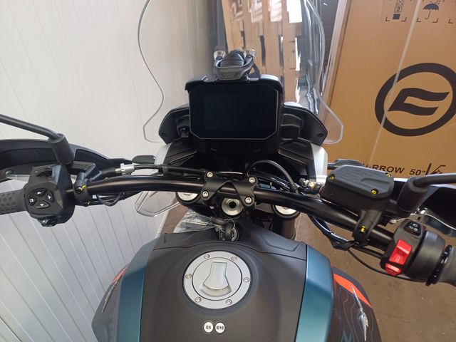 moto-guzzi - v-85-tt-travel