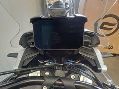 Moto Guzzi v 85 TT Travel 2026 nieuw – foto 12 van 15