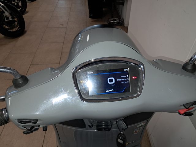 vespa - gts-300-abs