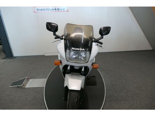 honda - vfr-750-f