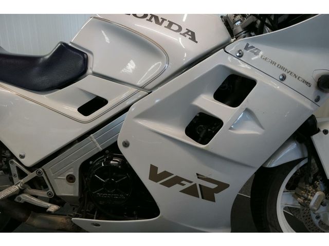 honda - vfr-750-f
