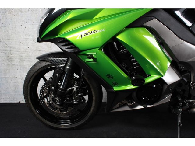 kawasaki - z-1000-sx-abs