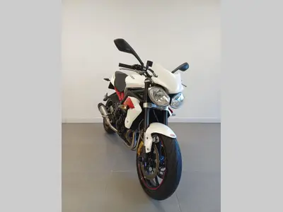 TRIUMPH STREET TRIPLE R ABS – foto 4