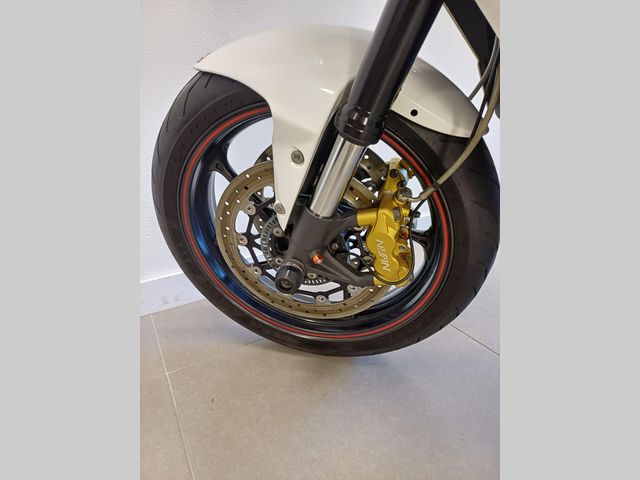 triumph - street-triple-r-abs