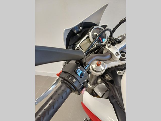 triumph - street-triple-r-abs