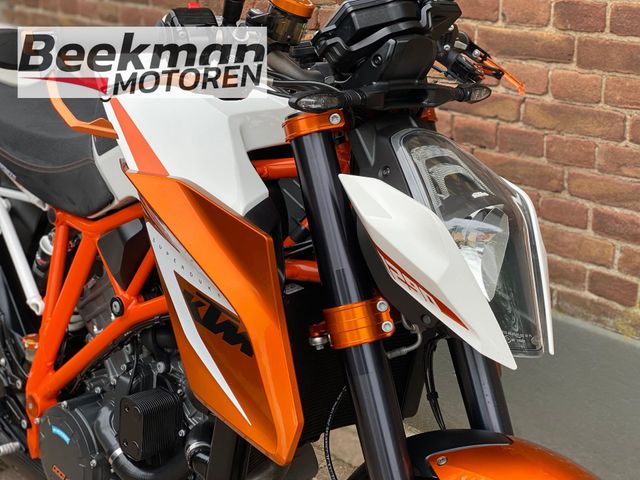 ktm - 1290-super-duke-r-se