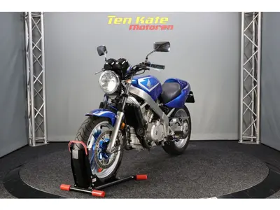 HONDA NTV 650 HAWK GT – foto 4