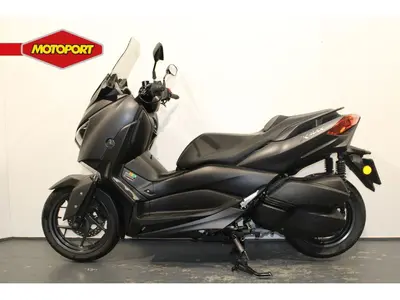 YAMAHA X MAX 300 ABS – foto 3