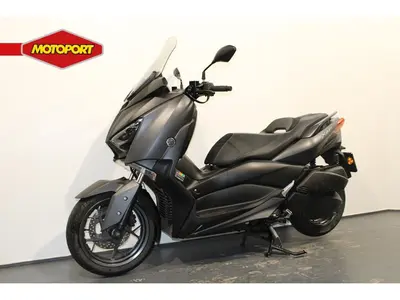 YAMAHA X MAX 300 ABS – foto 4