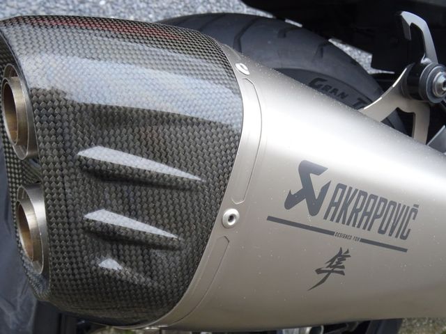 suzuki - gsx-r-1300-hayabusa