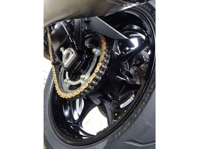 suzuki - gsx-r-1300-hayabusa