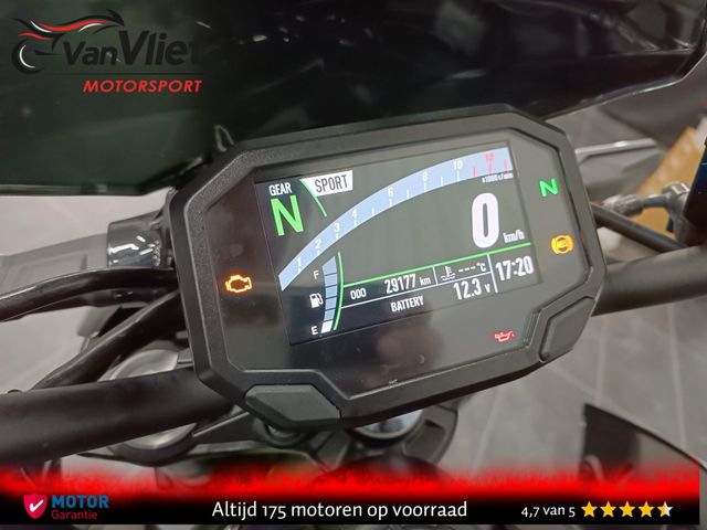 kawasaki - z900