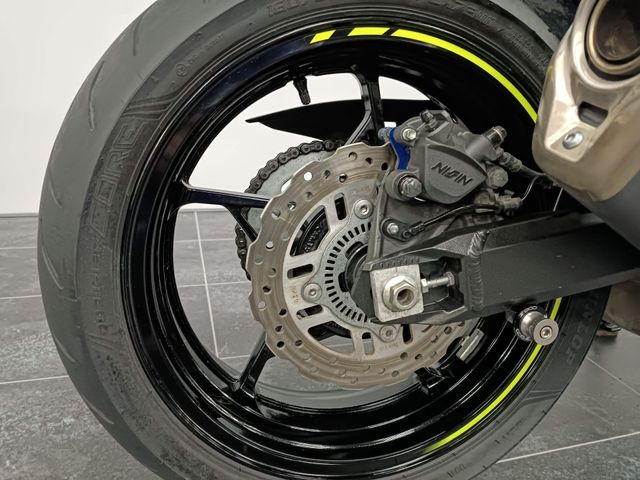 kawasaki - z900