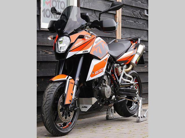 ktm - 990-supermoto-t