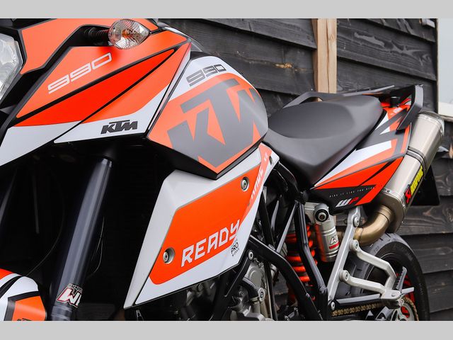 ktm - 990-supermoto-t