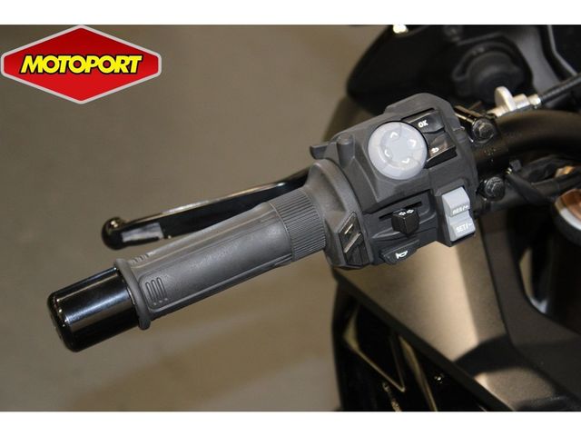 suzuki - gsx-s-1000-gt