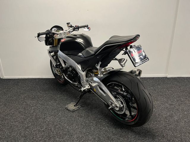 aprilia - tuono-v4-r-aprc