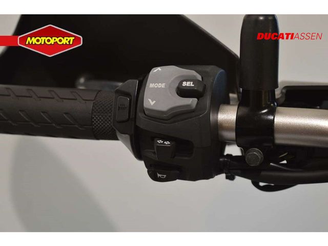 suzuki - v-strom-dl-650-touring