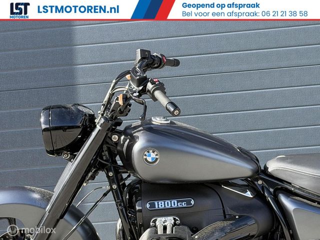 bmw - r-18-rocktane