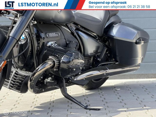 bmw - r-18-rocktane