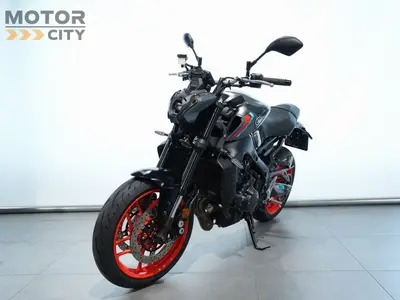 YAMAHA MT 09 ABS – foto 3