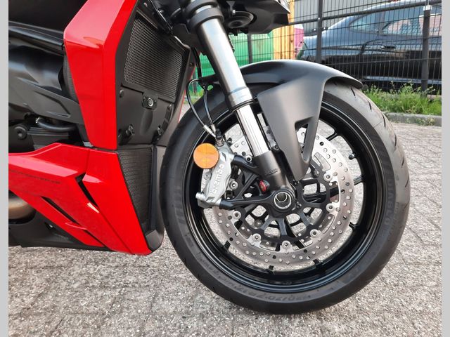 ducati - streetfighter-v2