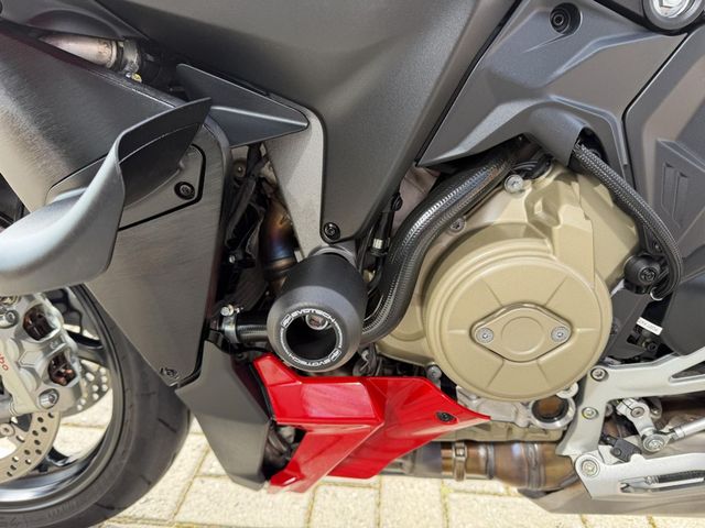 ducati - streetfighter-v4s