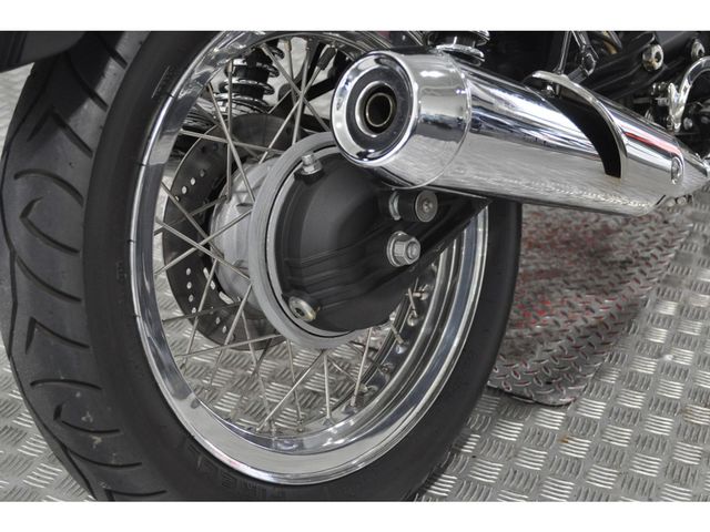 moto-guzzi - v-7-classic