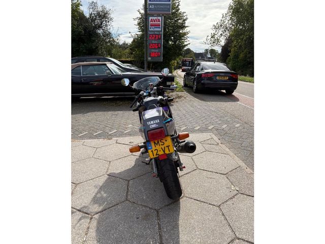 yamaha - fzr-600