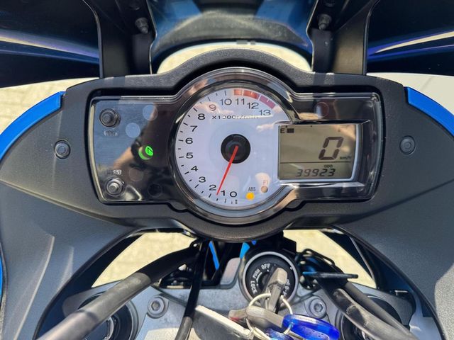 kawasaki - versys-650-abs