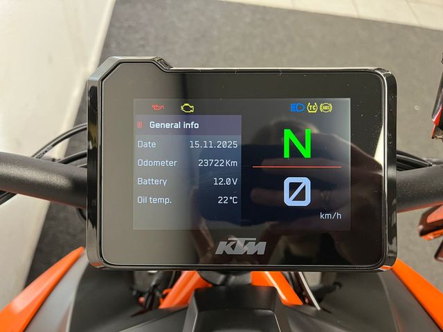 ktm - 1290-super-duke-r
