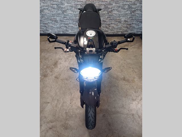 ducati - m-696