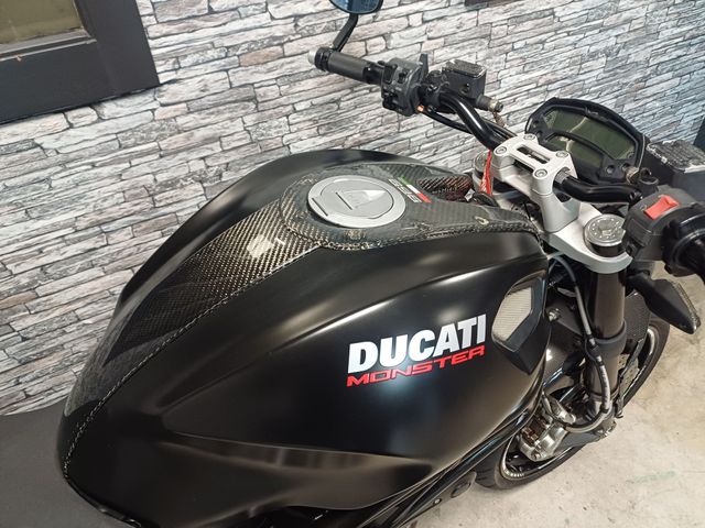 ducati - m-696