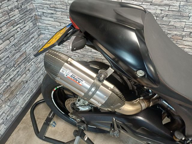 ducati - m-696
