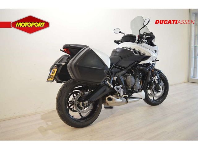 triumph - tiger-660