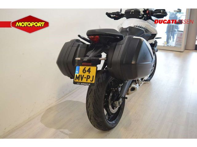triumph - tiger-660