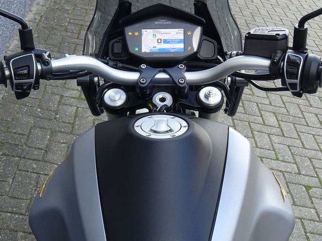 moto-guzzi - v-85-tt