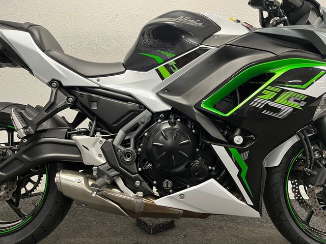 kawasaki - ninja-650