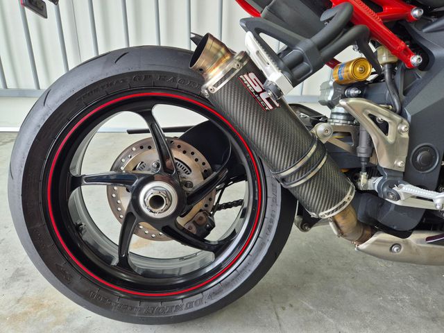 triumph - speed-triple-r