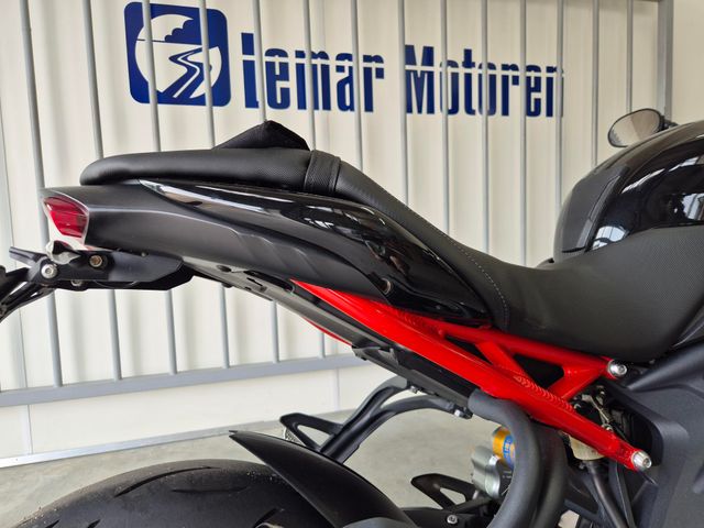 triumph - speed-triple-r