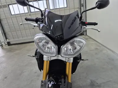 TRIUMPH SPEED TRIPLE R – foto 4