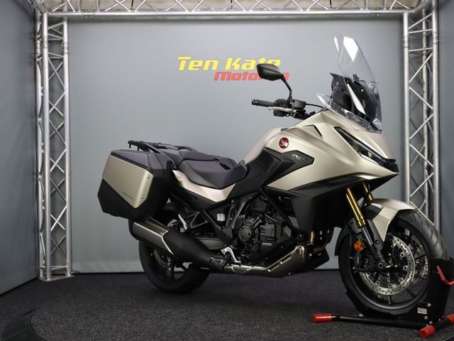 honda - nt-1100-dct