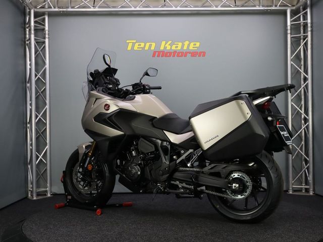 honda - nt-1100-dct