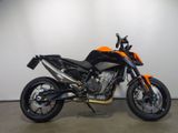 KTM 890 DUKE